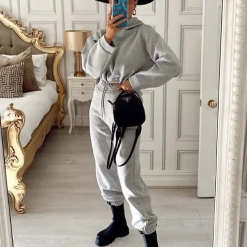 Women’s Winter and Autumn Two-Piece Tracksuit - Oversized Sweatshirt Solid Color Sportswear Hoodie - Warms Hoodies